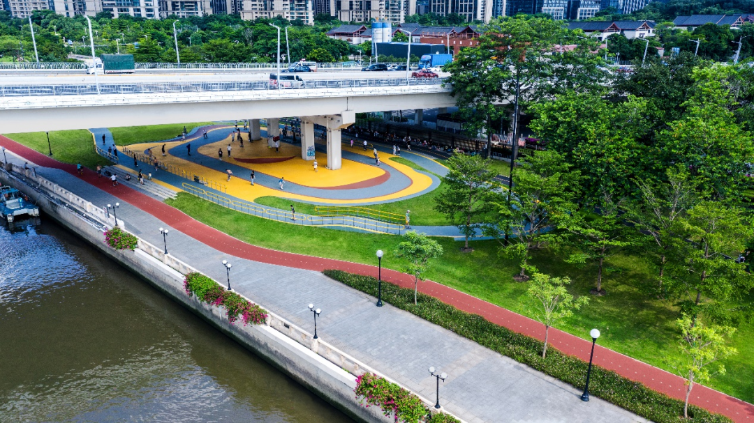 清波摇碧影城央缤funpark广州阅江路碧道示范段