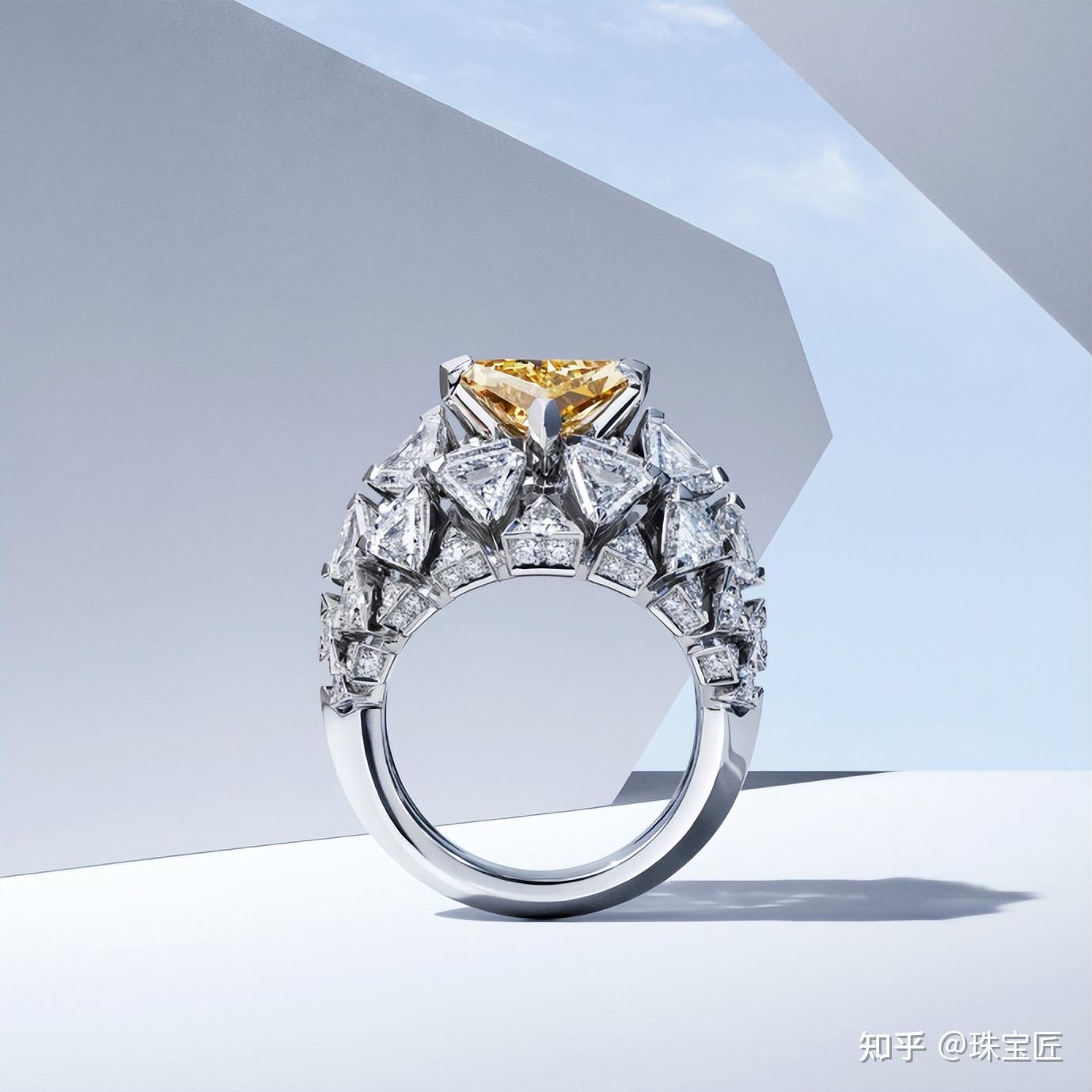 卡地亚"高奢款","亲民款"大pk!皇帝的珠宝商有什么神奇魅力?