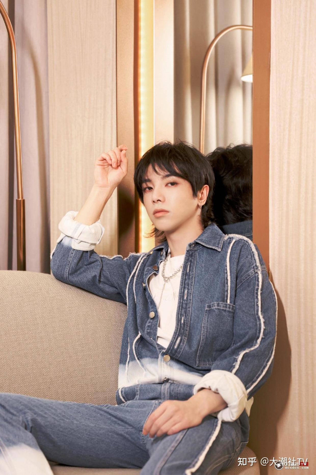 华晨宇承认和张碧晨生子,华晨宇张碧晨生子,华晨宇张碧晨,孤独的小孩