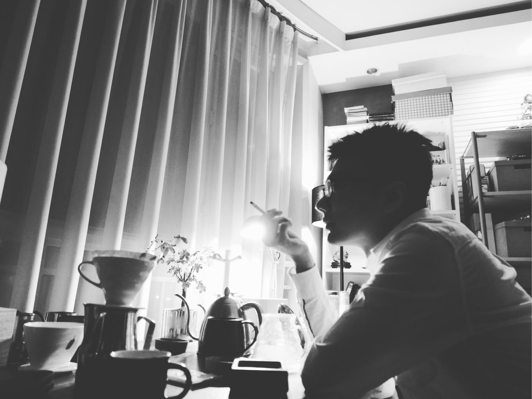 男孩子侧脸好看是什么样子的体验?