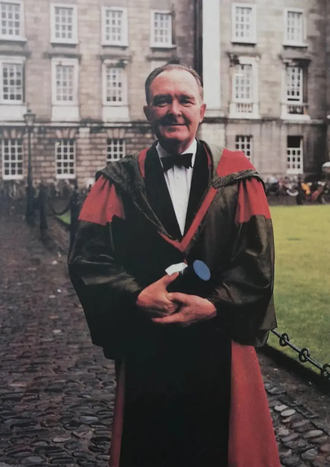 博士二十世纪的药神记伟大的药物化学家杨森公司创始人保罗杨森博士