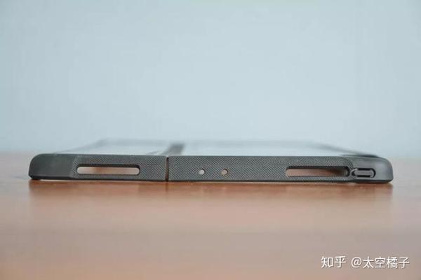 Ipad Pro的原装千元键盘 就是个渣渣 幸亏用它续了命 知乎