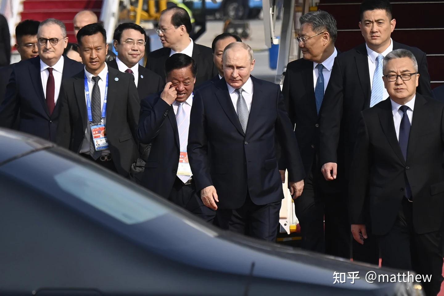 俄罗斯总统普京抵达北京 出席北京冬奥会开幕式及相关活动_凤凰网