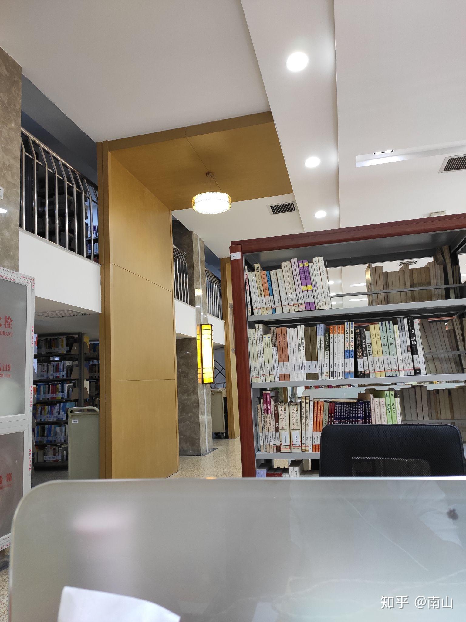 想问一下有没有北京联合大学学院路校区的照片呀