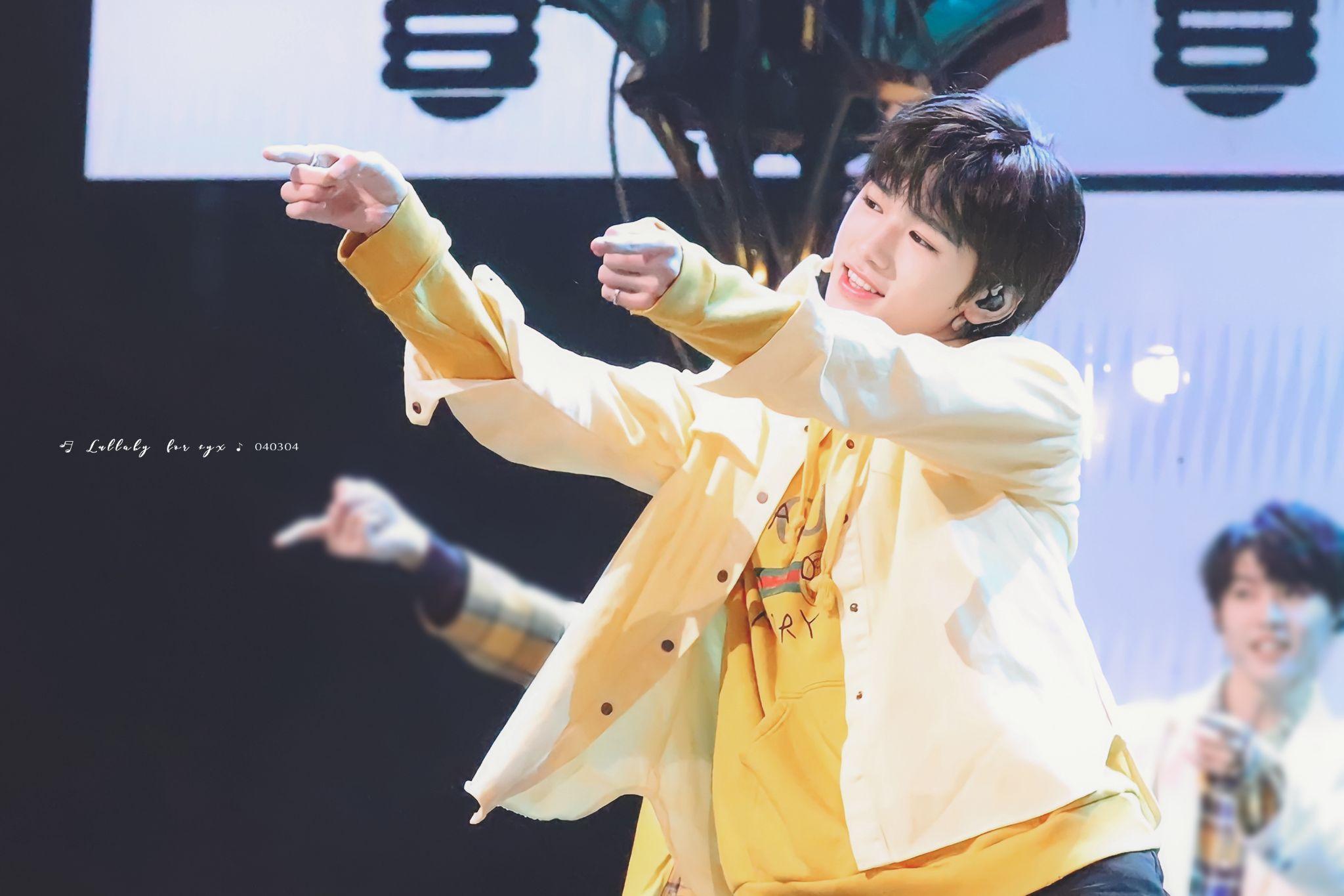 有没有宋亚轩的壁纸