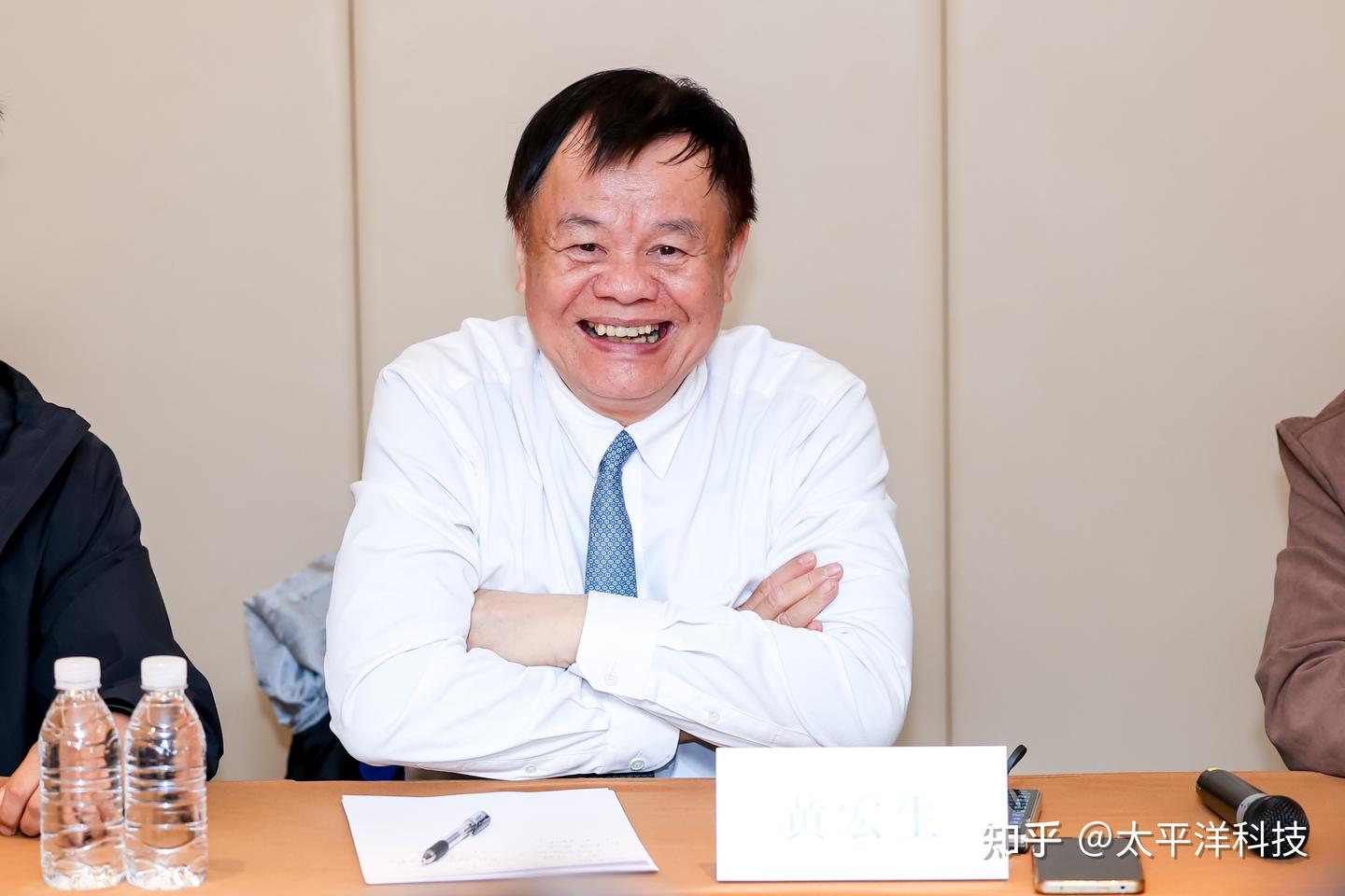 AWE2026对话黄宏生:创维的AI客厅革命与年轻化突围