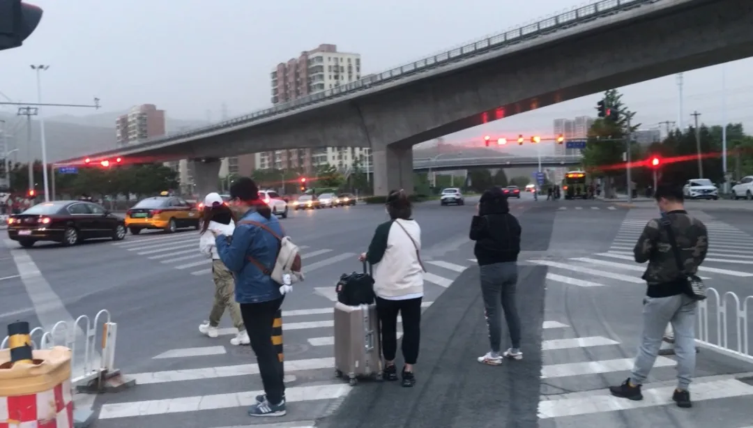 v2-393056771e52b7383009a3ba42e56590_1440w.jpg?source=172ae18b