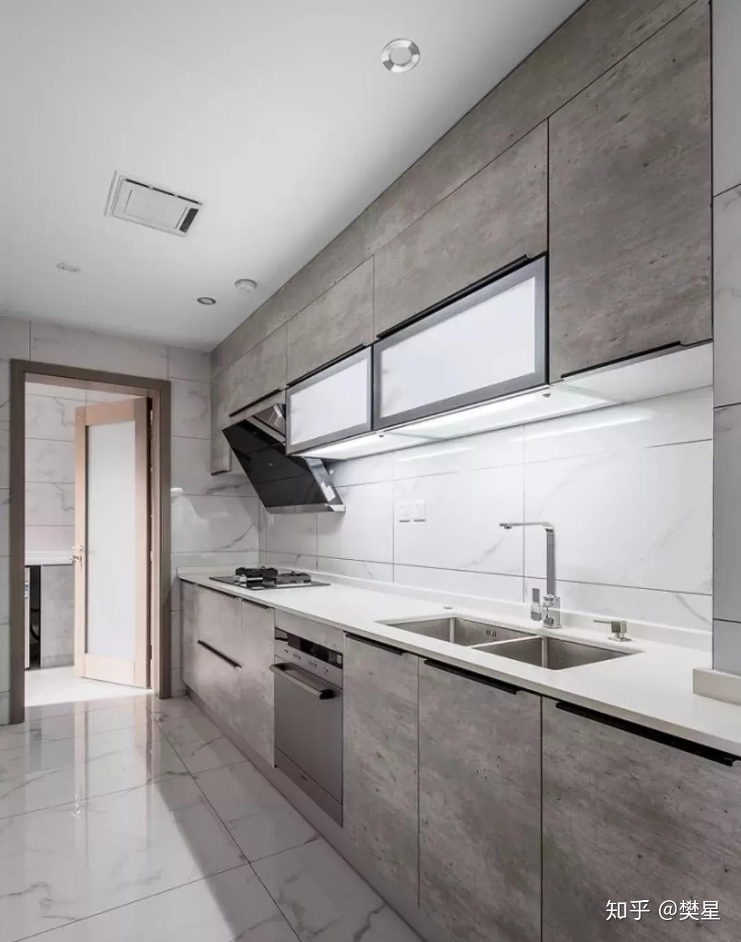 150平方房子厨房玻璃门设计图欣赏_装信通网效果图
