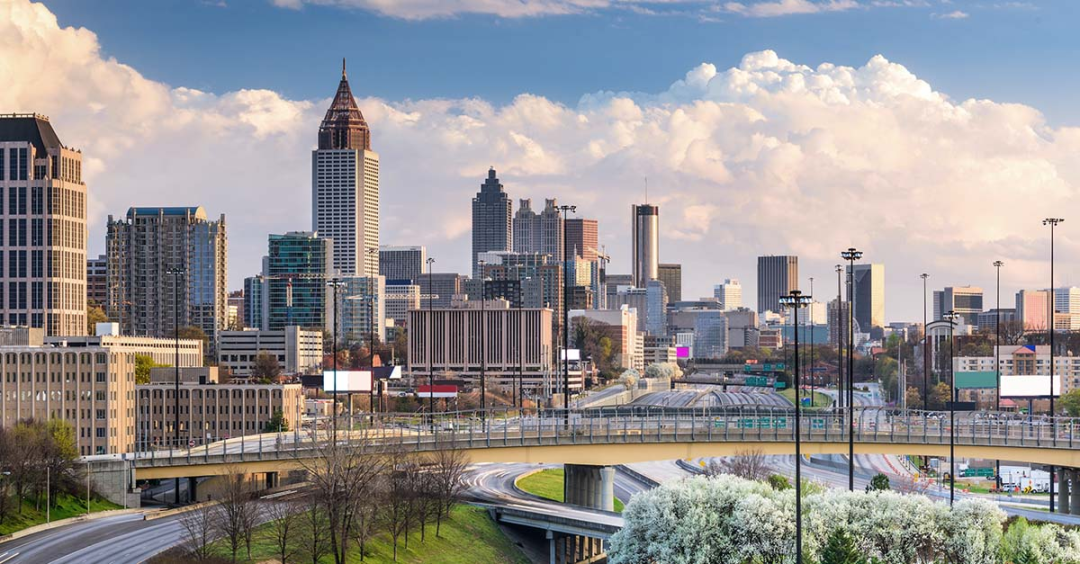 亚特兰大是美国乔治亚州的首府,也是乔治亚州最大的工商业城市.