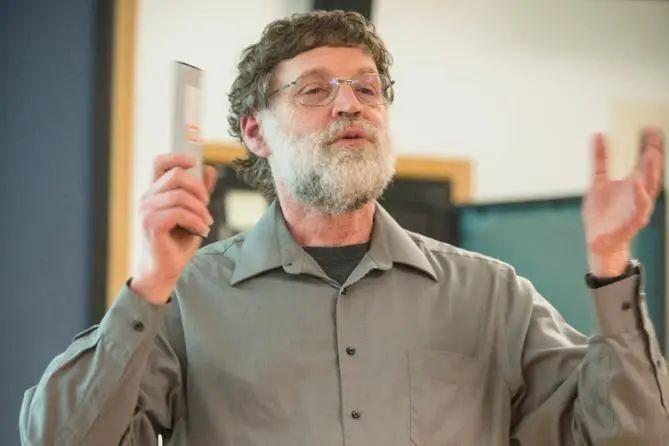 等巨著之后,便是保罗·莱文森和约书亚·梅罗维茨代表性的人物了