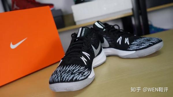 Nike zoom 2025 evidence ii 鞋評