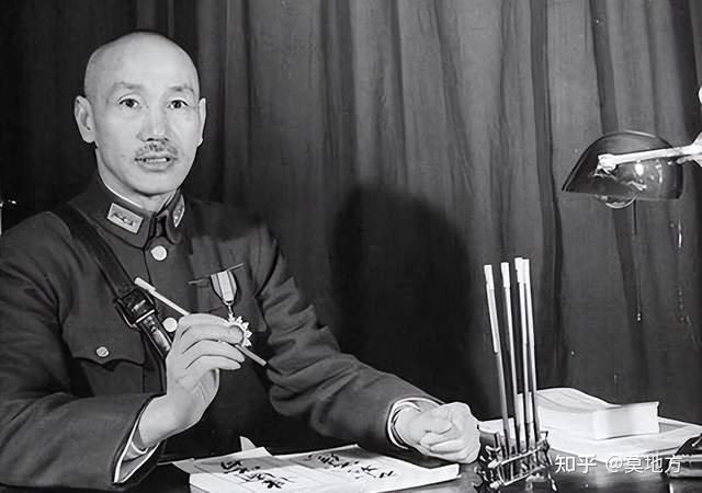蒋介石外甥俞洛民，因砸督察长小老婆的脚被猛扇耳光，后来咋样？ - 知乎