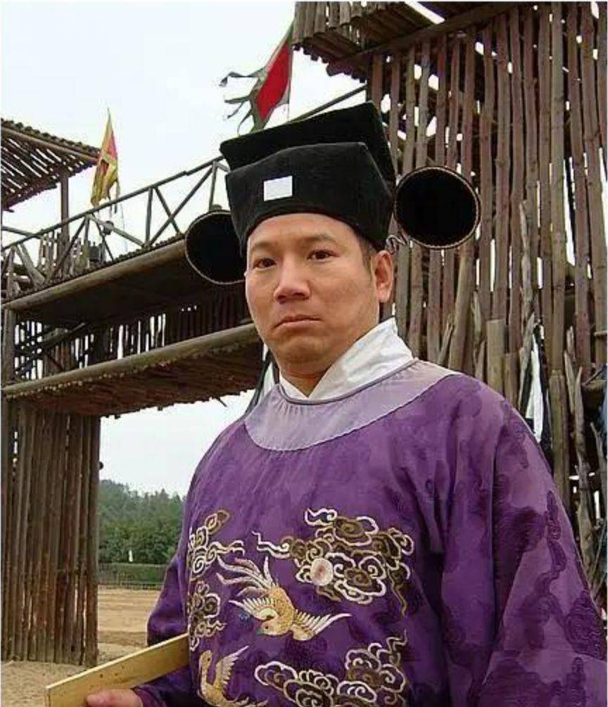 茂名的李富贵你火了靠着这几个身份在广东混得风生水起