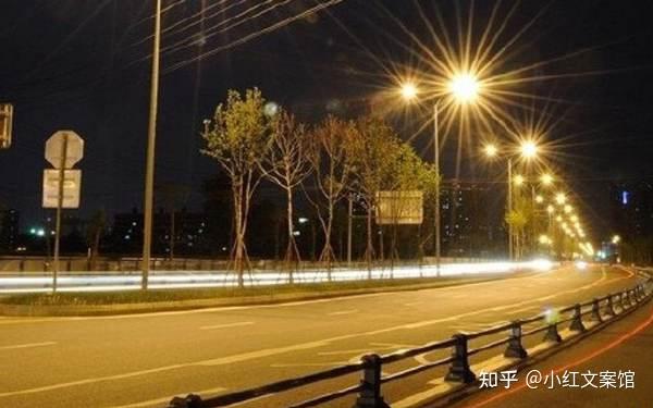 让人感到遗憾的文案(看上去让人心疼遗憾的伤感文案)