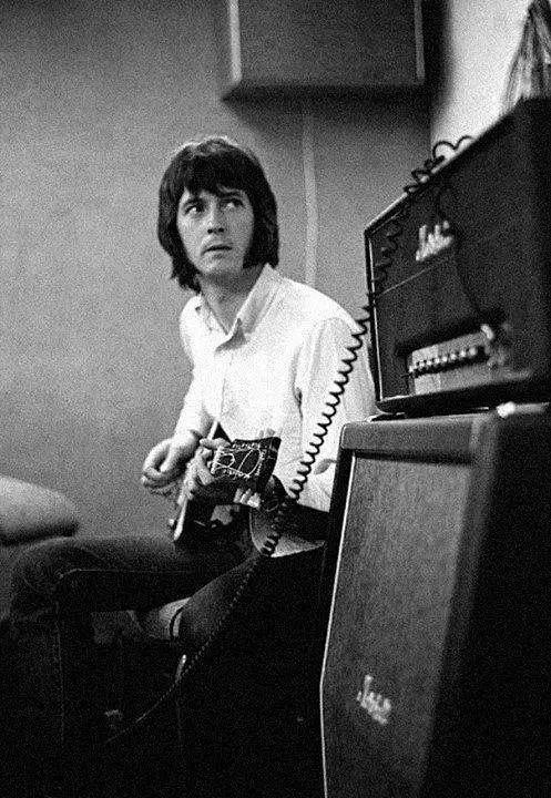 ericclapton他将苦痛的泪水流成了吉他之神的辉煌