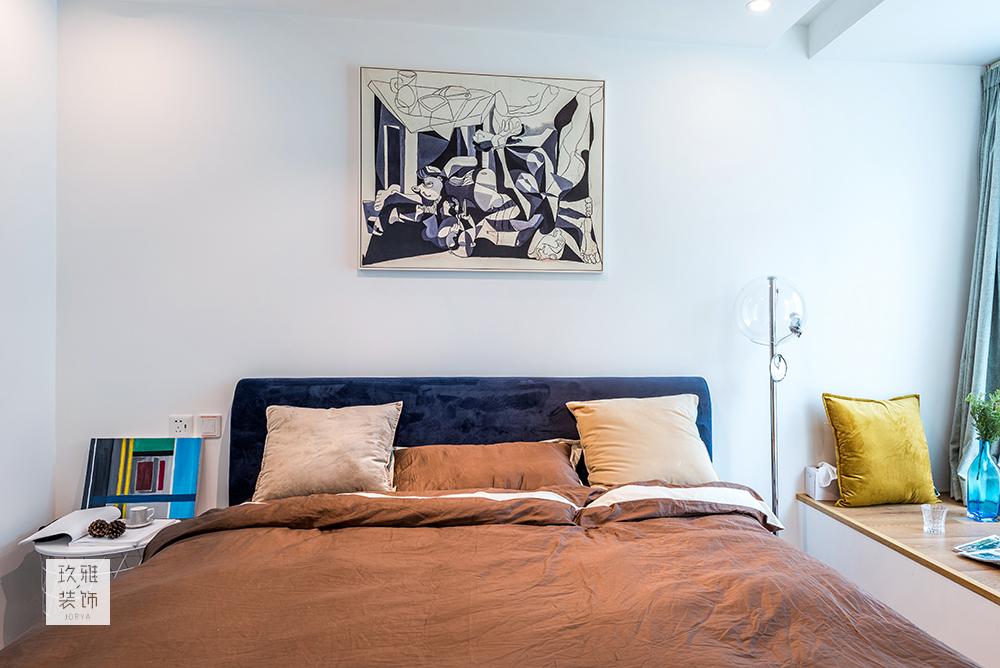 原创案例单身男把自己的家打造成极简gallery风