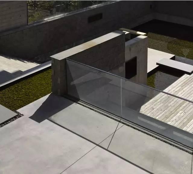 混凝土砌块被用作装饰材料看清楚墙身了吗?