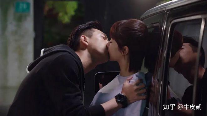 杨紫过生日李现送祝福但他对杨紫的称呼被网友看怒了