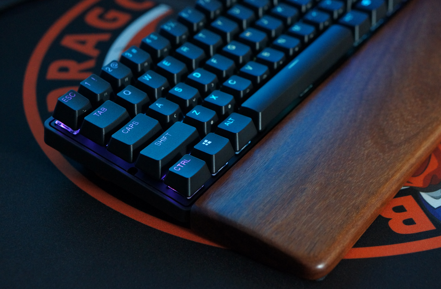 最快的60配列无线键盘 赛睿apex pro mini wireless体验 - 知乎