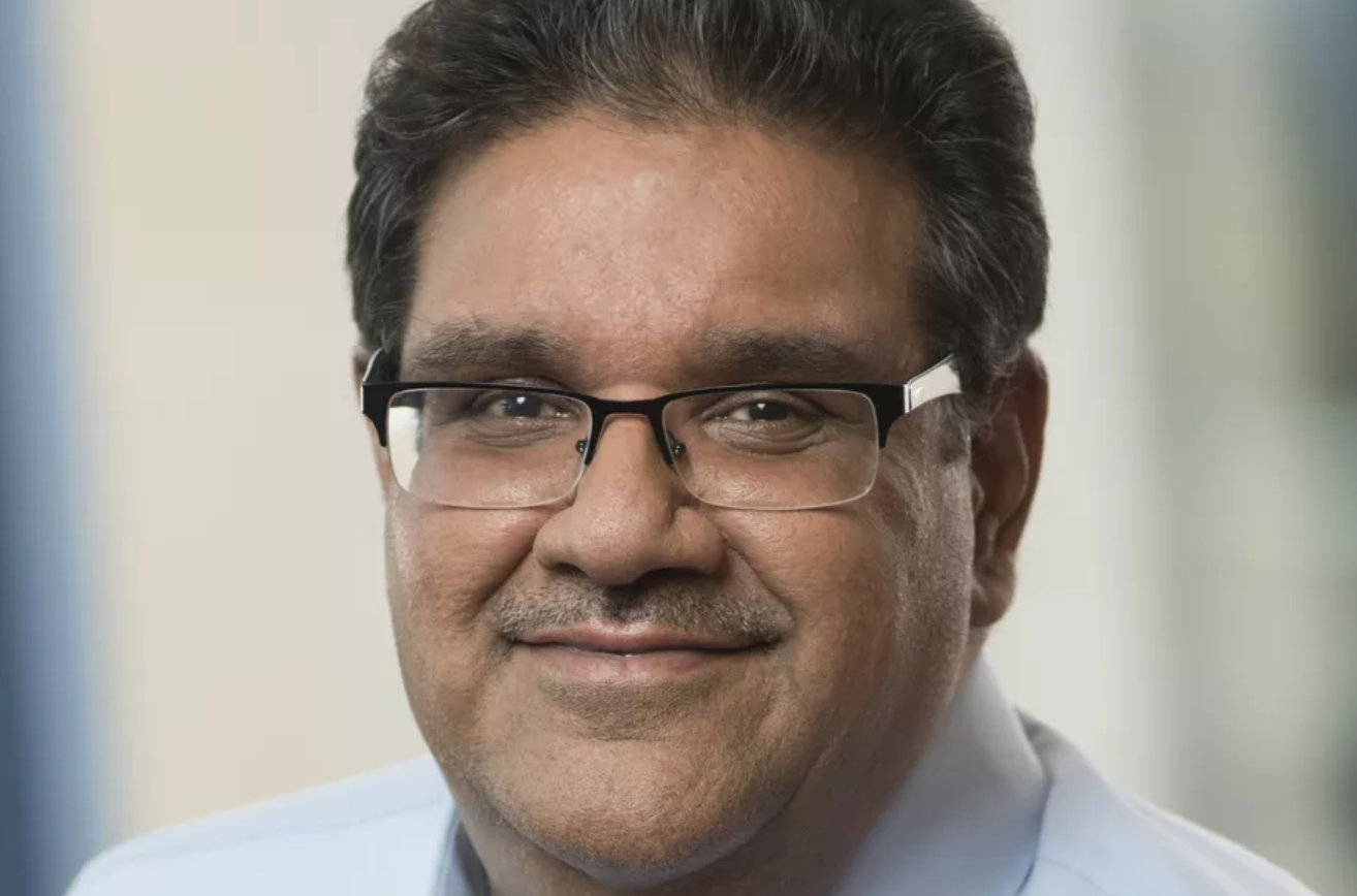 7nm工艺延期致股价暴跌英特尔组织架构重大调整首席工程师下月离职