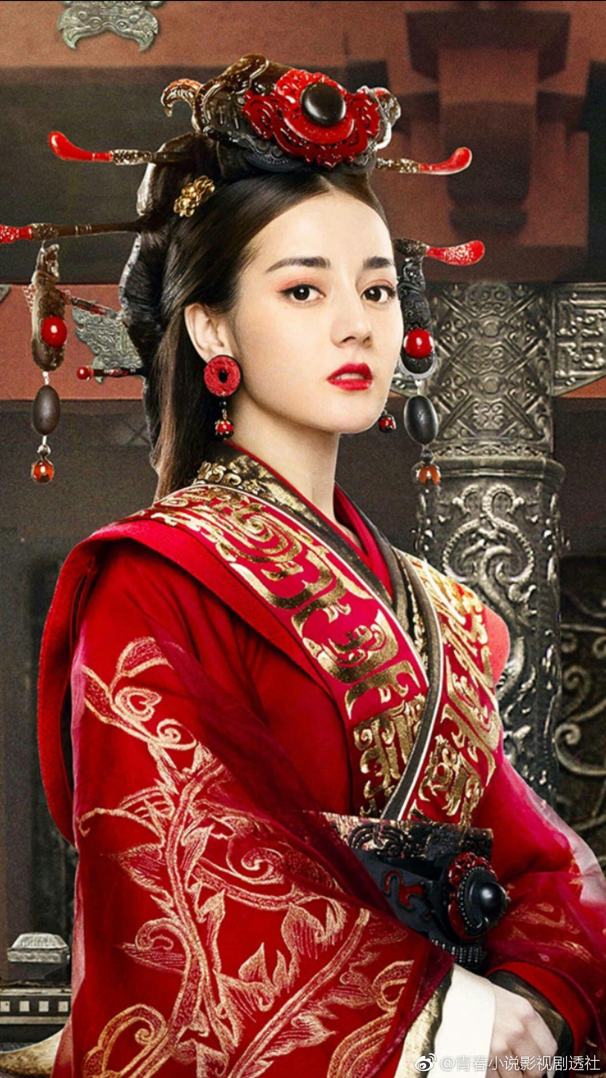 为什么总觉得迪丽热巴古装颜值低很多