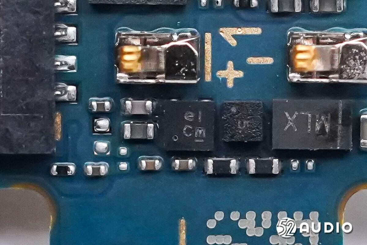 小米手环8迪士尼100周年限定款拆解支持跑步豆模式体感互动拳击