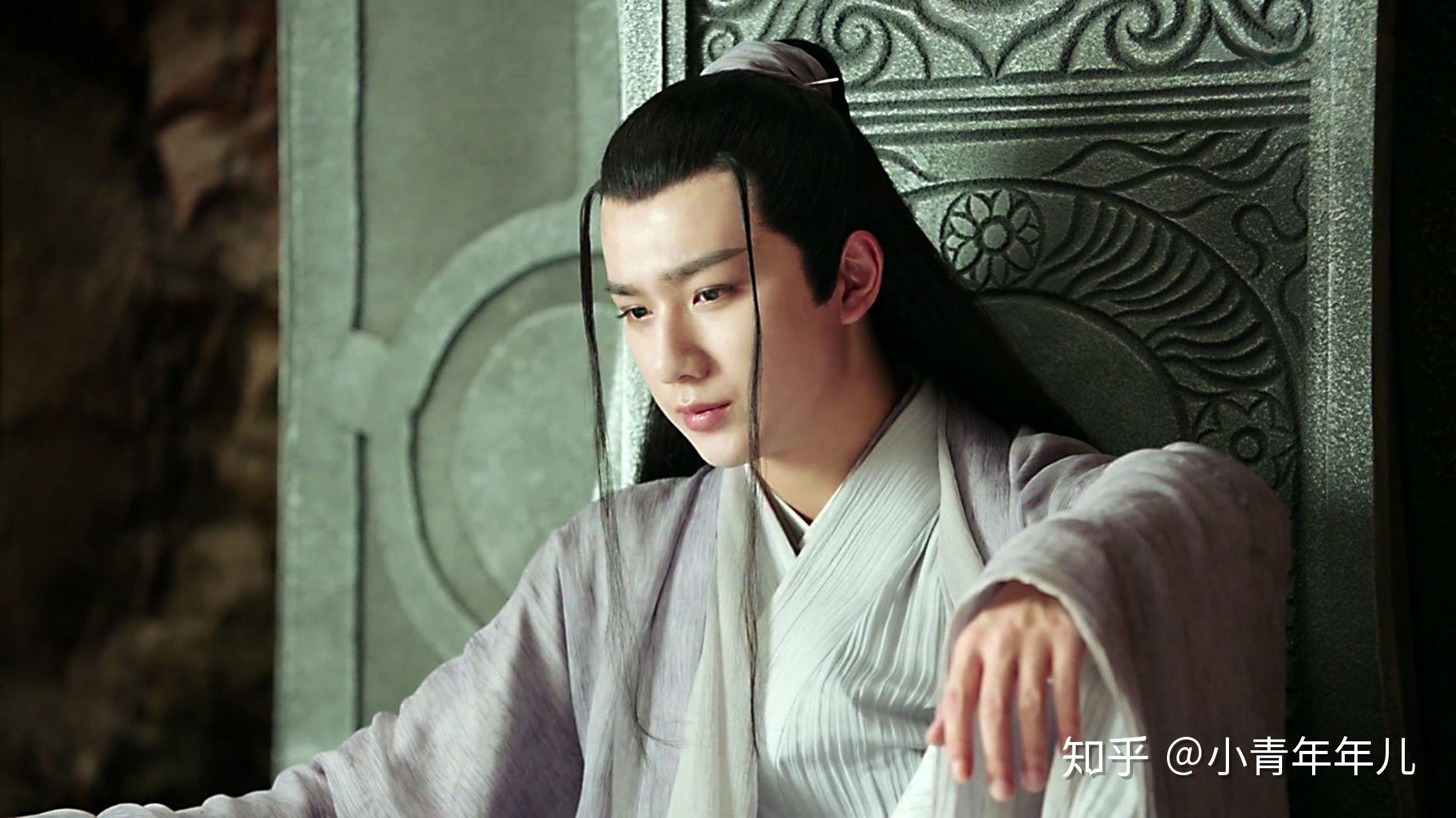 上官秋月黑天鹅与豁达上官秋月人物分析