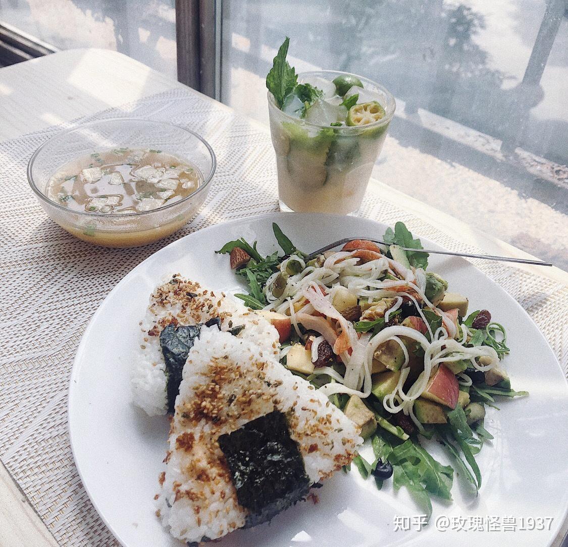 怎么才能控制食欲 v2-3bd7f54690a1d234afe645128587837a_r.jpg