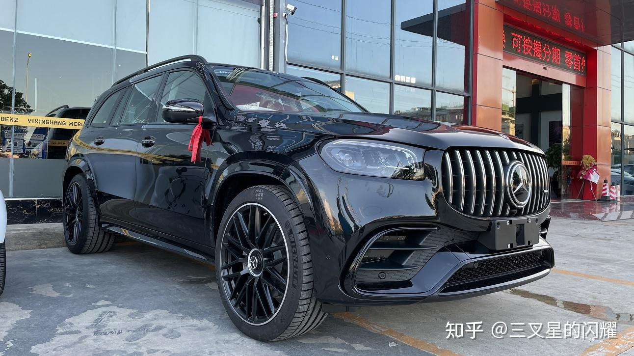 奔驰gls450改原厂夜色组件,打造黑武士运动风格