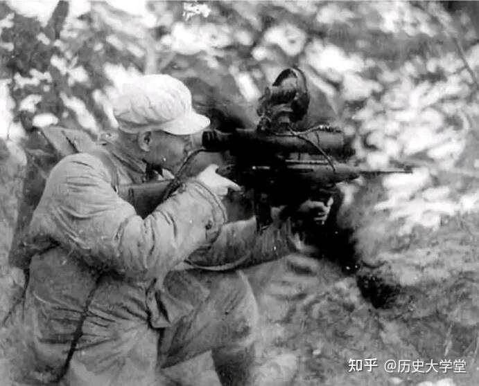浴血无名川中我军狙击手使用无瞄准镜的枪械符合史实吗