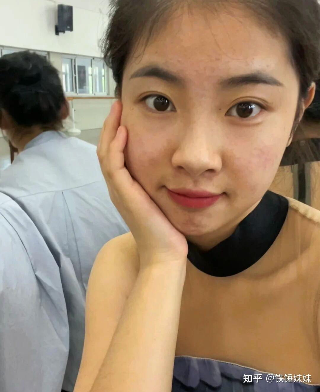 作为一名舞蹈生你平时都是怎么保持皮肤细腻光滑的