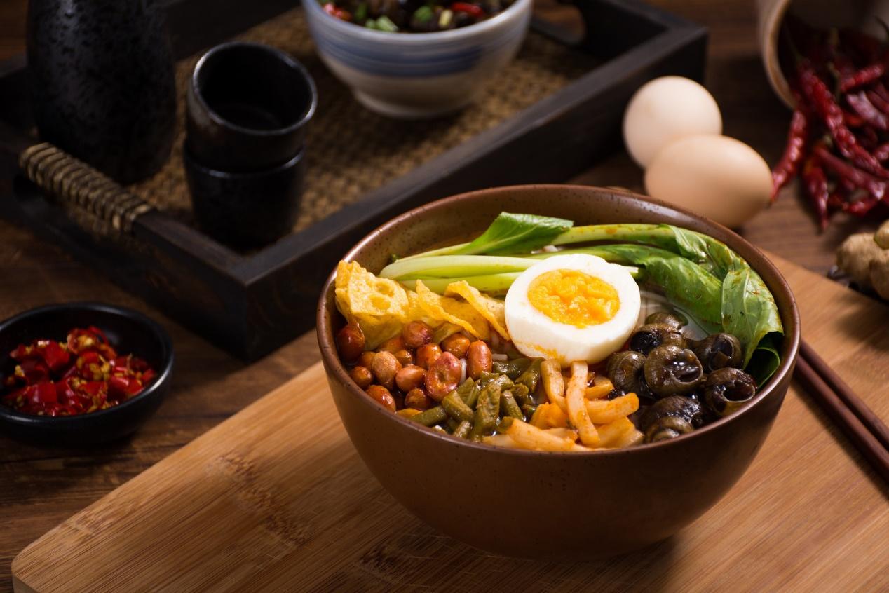 螺蛳粉都有哪些配菜,怎么吃才最好吃?