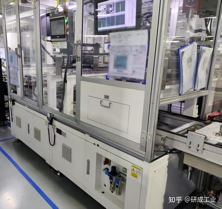 国内首台双面刮涂!研成工业自动刮涂陶瓷片导垫硅脂设备应用案例 - 知乎
