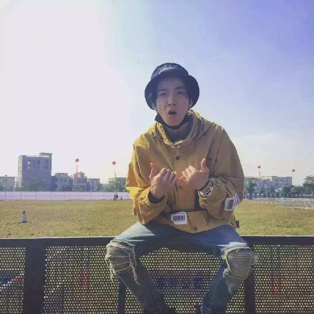 你的男孩tt可真是驰骋饭圈的小机灵鬼