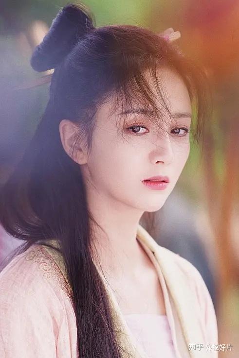 主演是实力派的年轻演员,再一查配角,更是不容小觑.