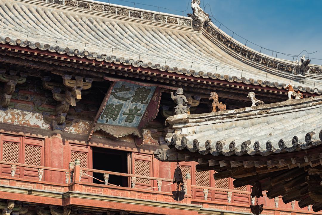 中国建筑史研究中走在前列的日本学者也对其赞不绝口,认为梁思成首次