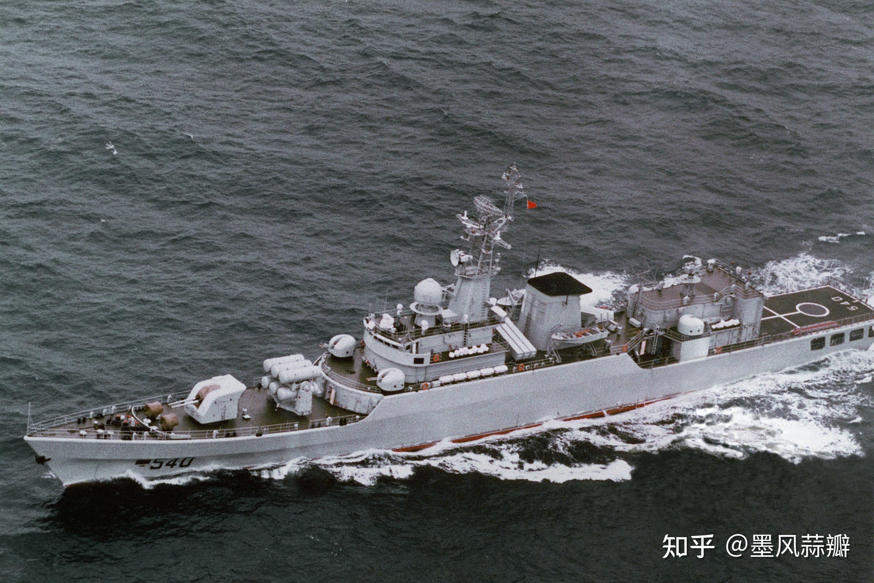 巅峰期应该是在90年代,在那段时间里包括7艘4000吨级的"成功"级护卫舰