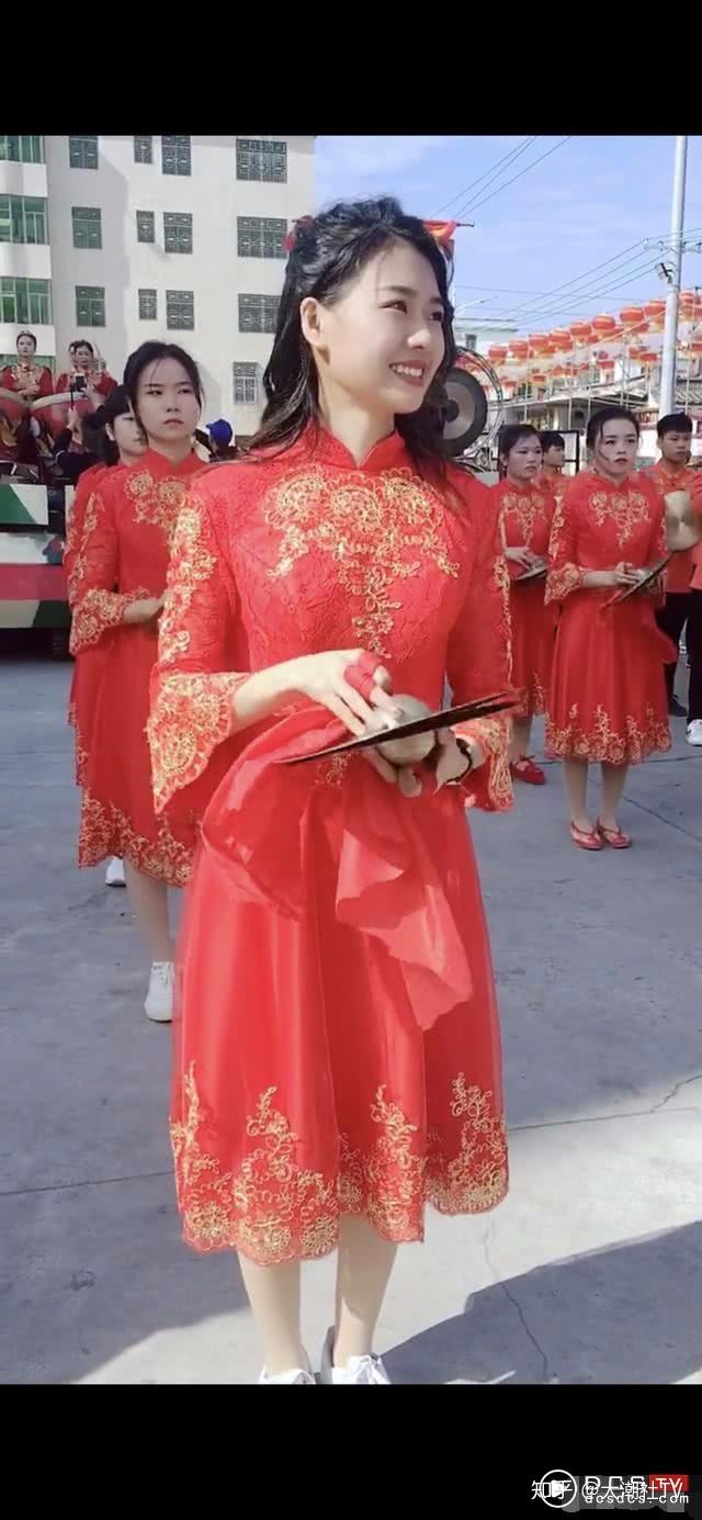 潮汕美女佳娜简介图片