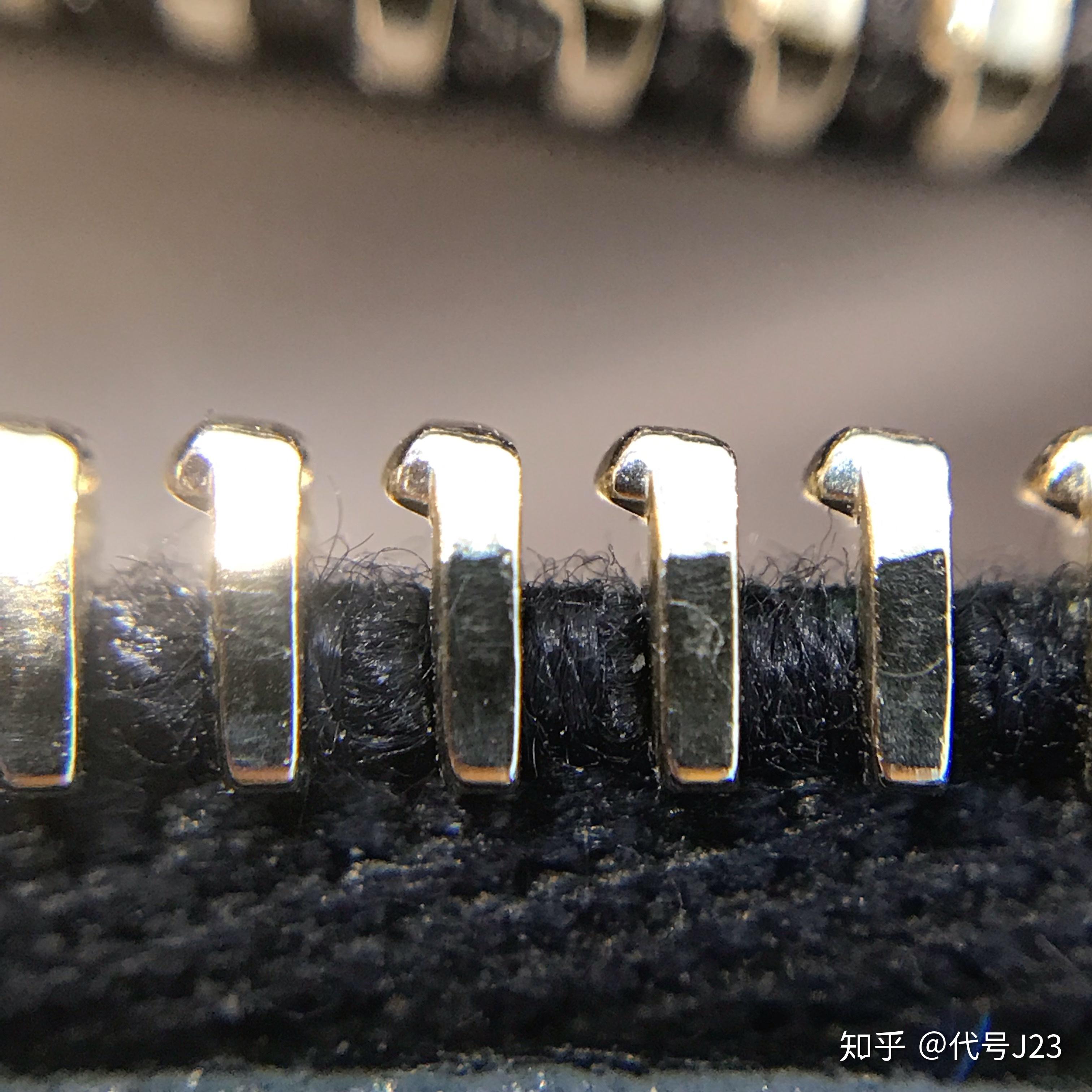 多小的螺丝,都是会有打磨抛光!正品lampo拉链,倒角清晰,牙齿硬朗.