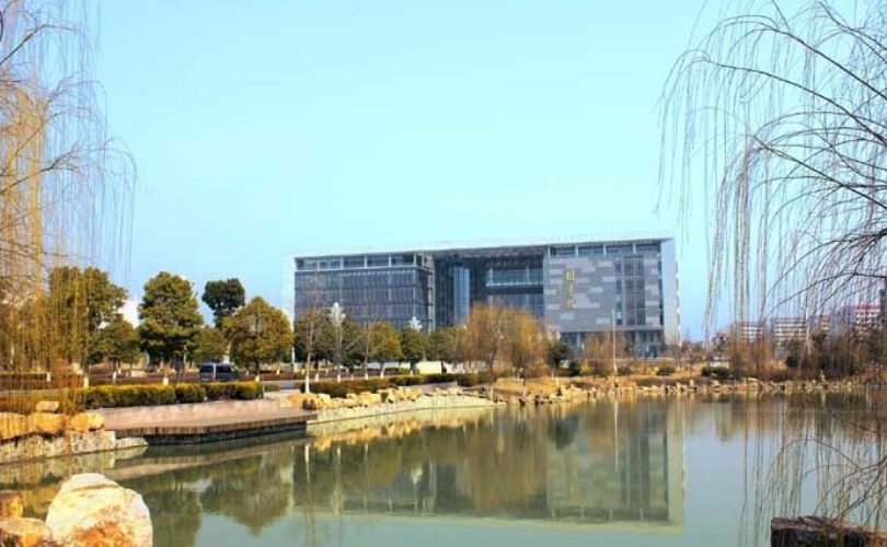 预估帖江苏大学2020年汉语国际教育专硕考研分数线与报录比