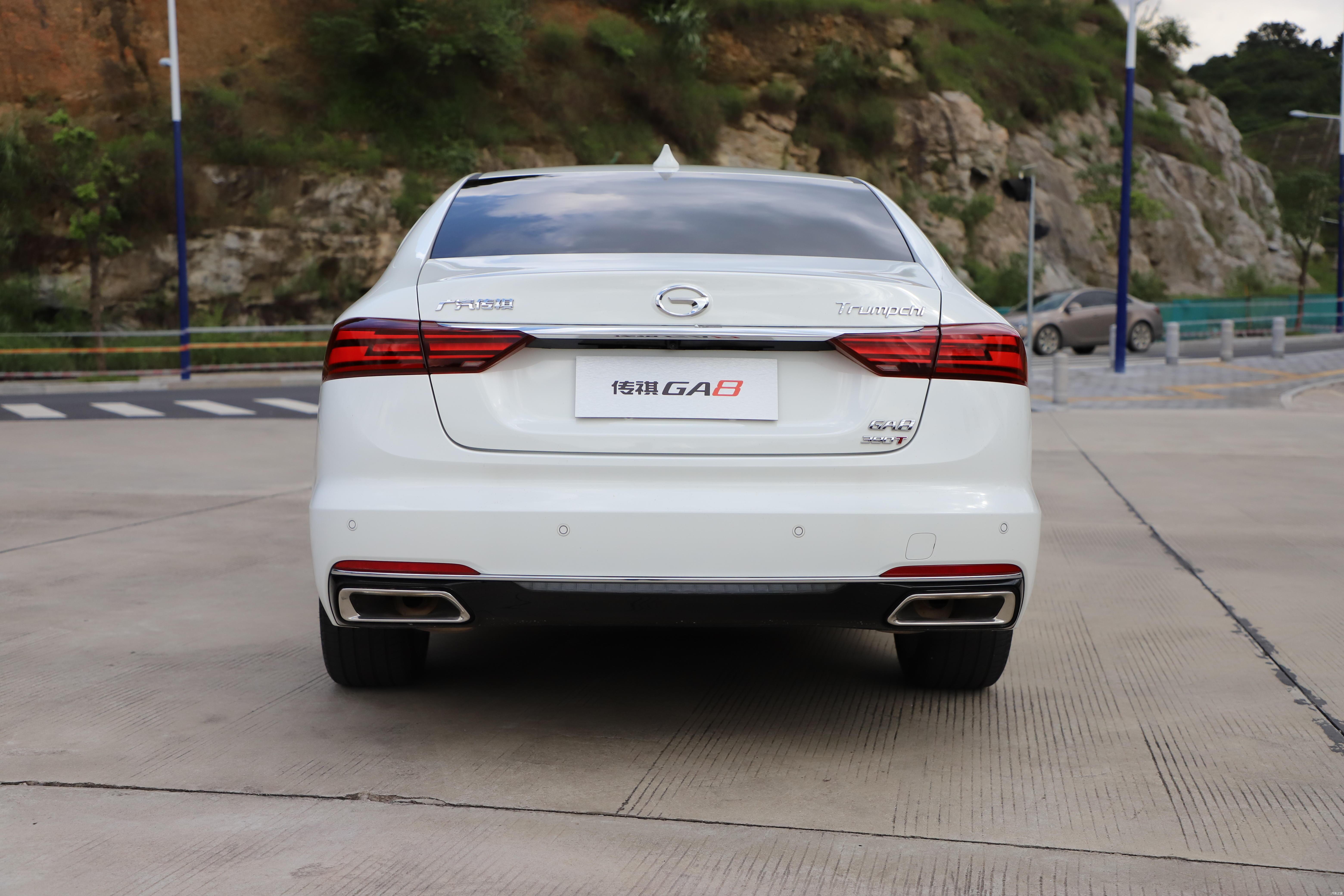 想要又大又豪华还要性价比高点这里新款传祺ga8购车手册