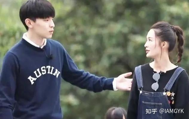 邓伦李沁又合体两家粉丝异口同声不结婚很难收场