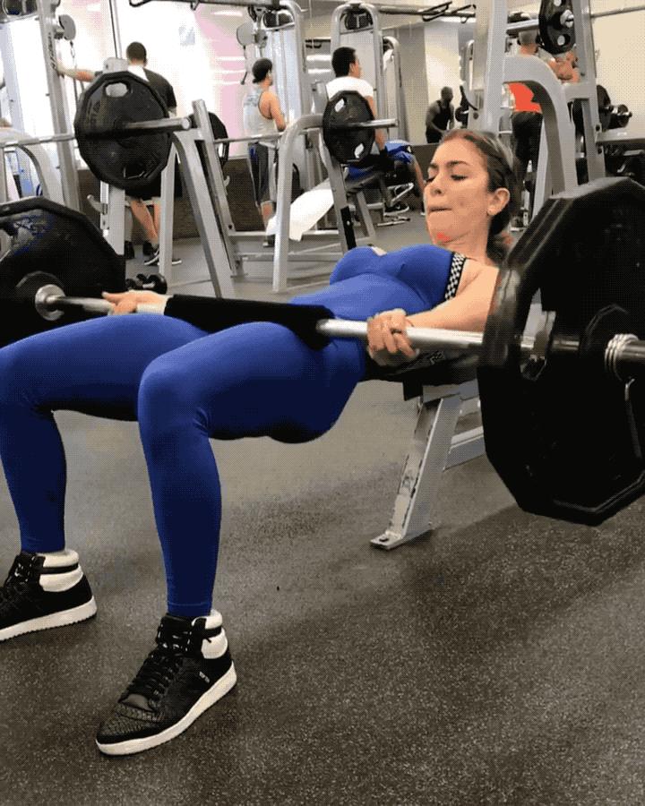 想要翘臀又怕把腿练粗试试这组臀部训练每天3组激活臀部肌肉