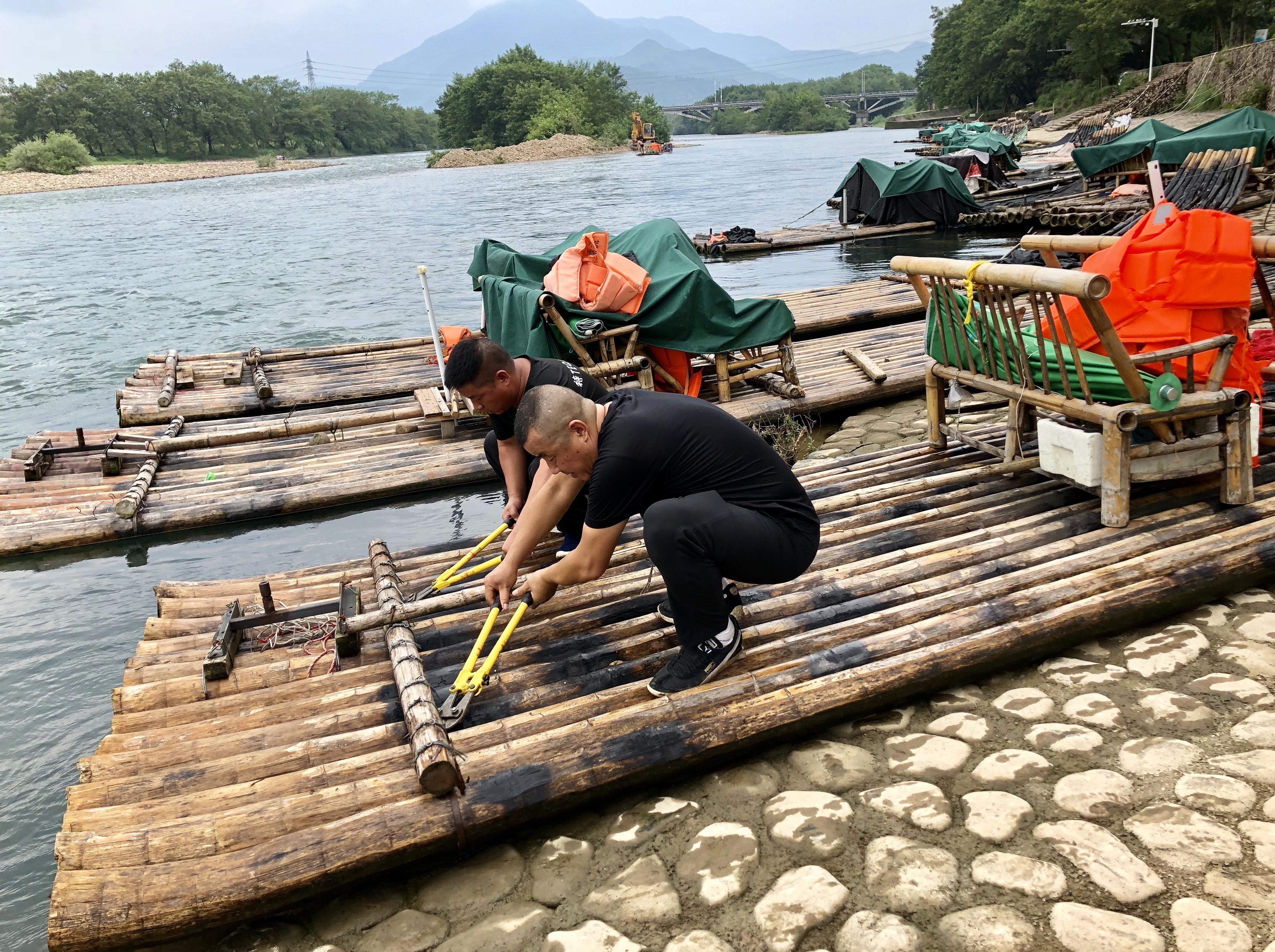 楠溪江全面恢復原生態竹筏漂流邀你來體驗