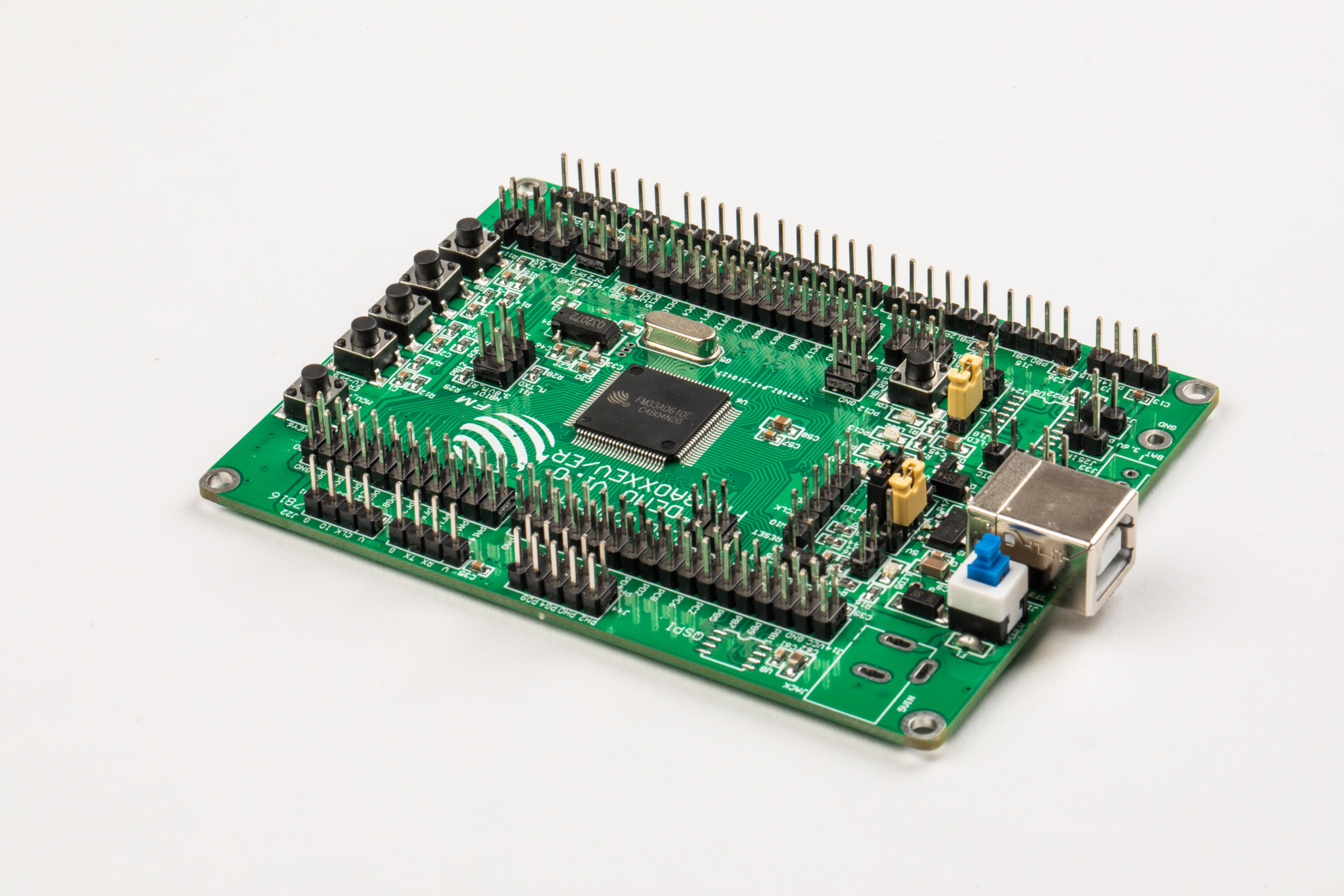 复旦微电子与矽杰微合作推出24ghz毫米波雷达模块