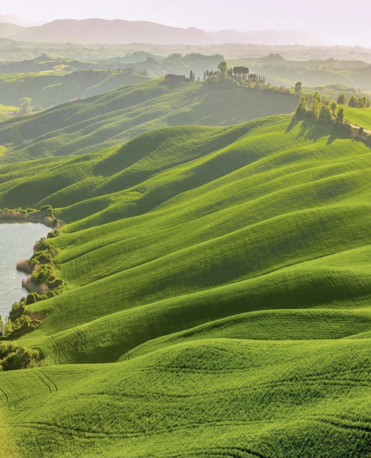 有没有那种一听就仿佛就置身于外边的空旷景色之中让人心情渐渐放松的