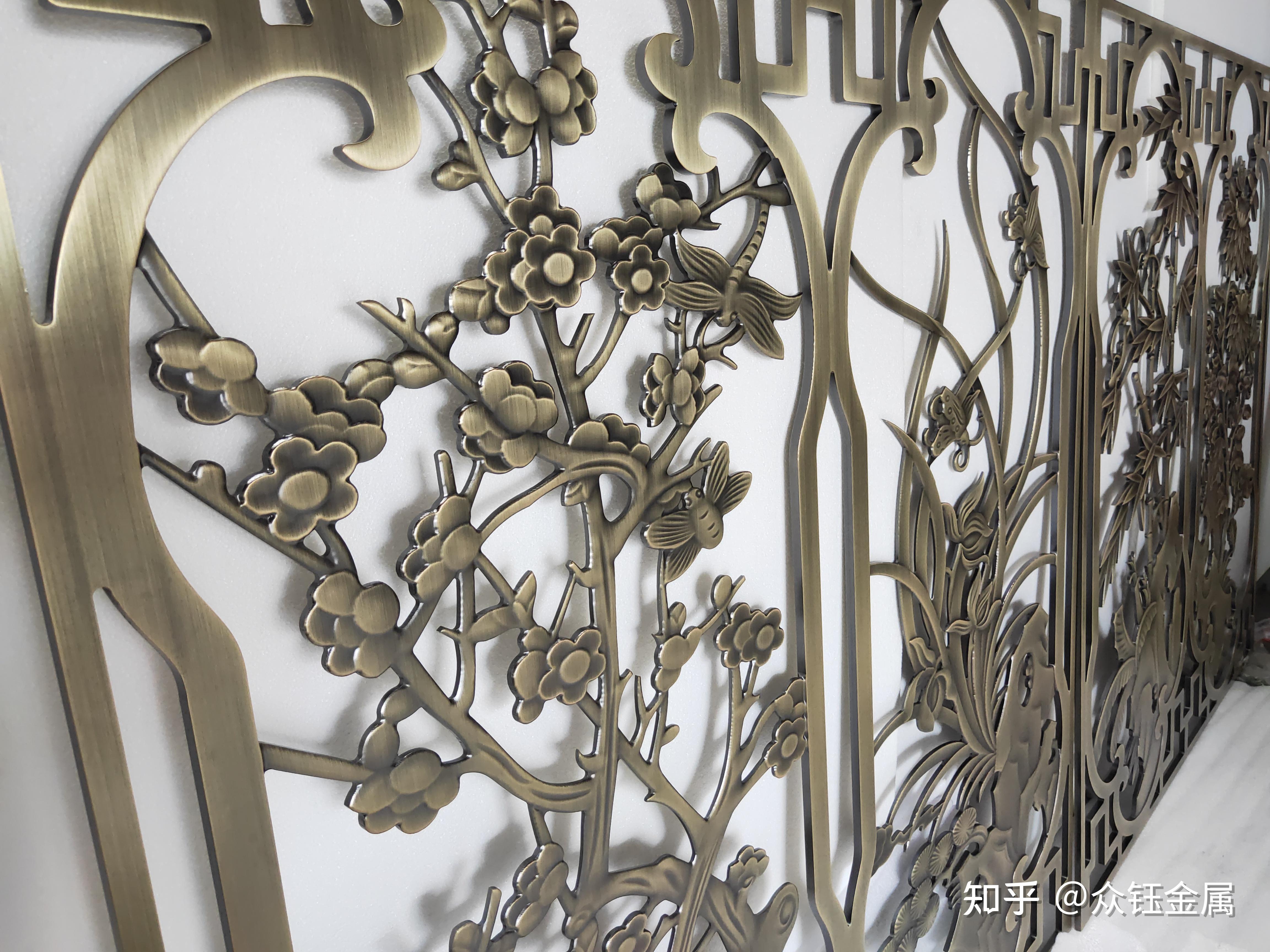 众钰铝板雕刻镂空屏风包含铝艺,铜艺,不锈钢等多种金属材质,造型款式