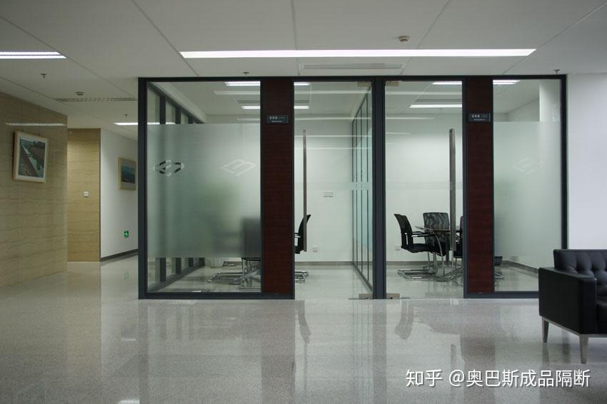 奥巴斯办公隔断工程赏析一