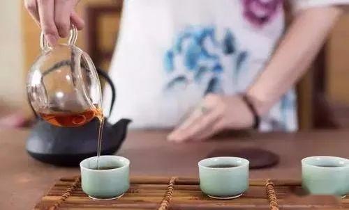 关注喝茶时礼貌送客的16个暗语 - 知乎