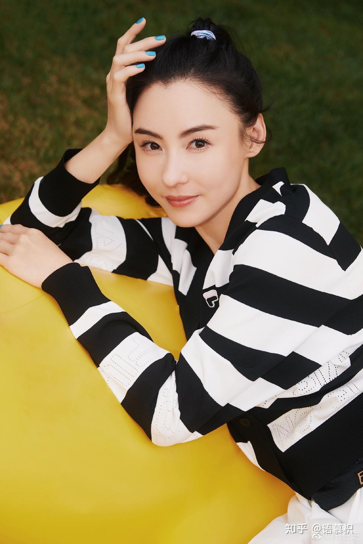 张柏芝重温25年前青涩柠檬茶广告!